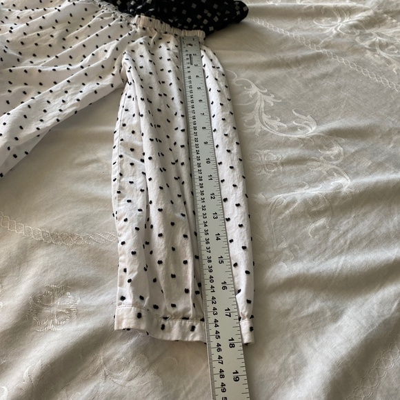 LOFT White Black Polka Dots Long Sleeve Cold Shoulder Top Swiss‎ Dot Size Medium - Picture 13 of 16